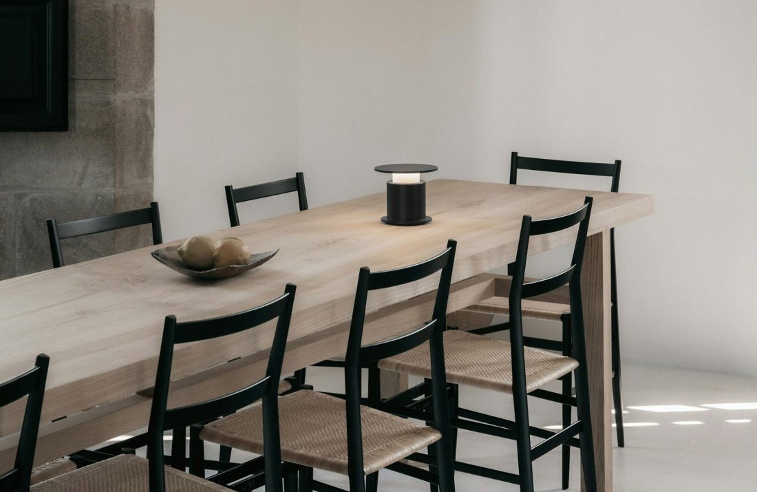 W241 FARO, Black Grey