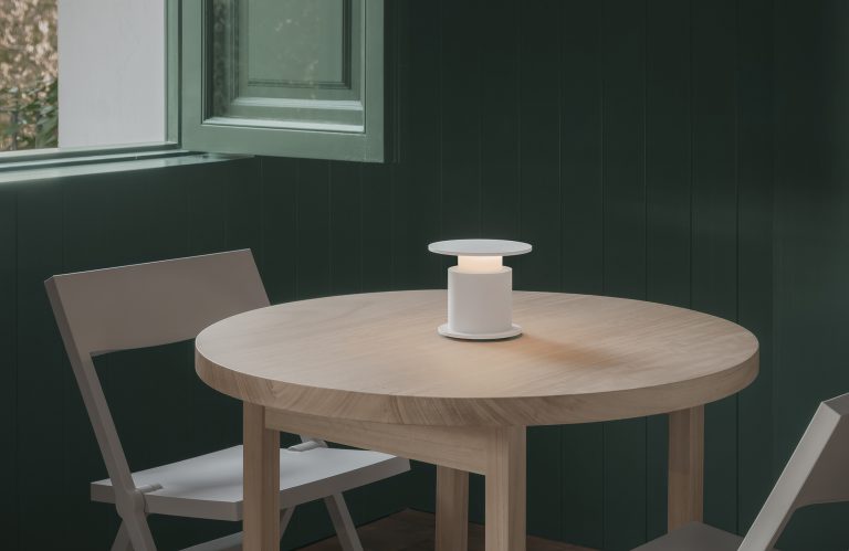 W241 FARO, Black Grey