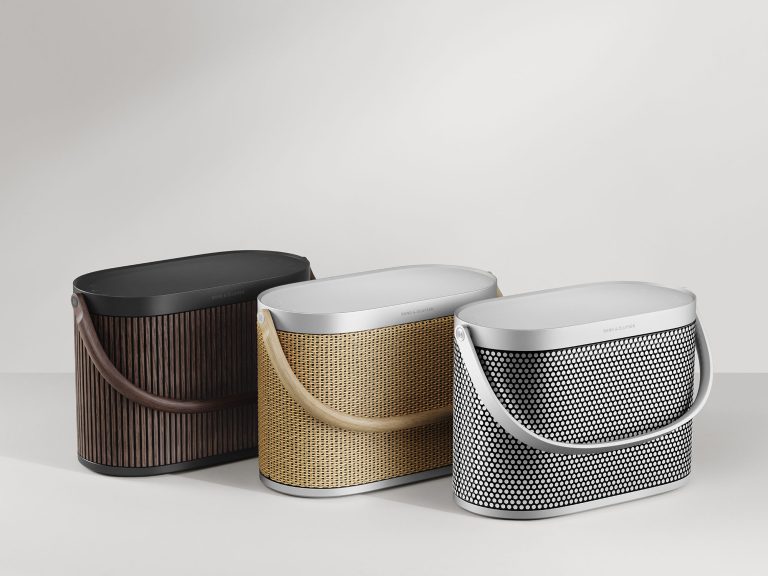 BEOSOUND A5, Oak