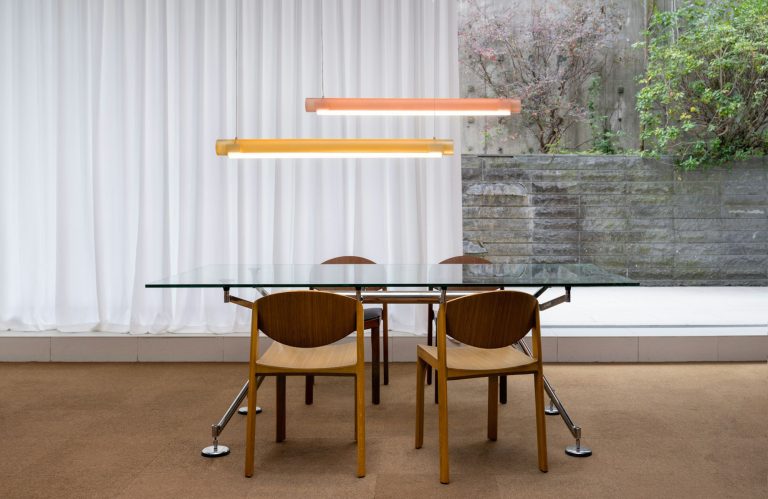 AURA Light, Apricot