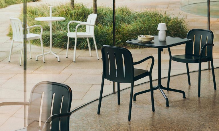 DEVILLE Table 60x70