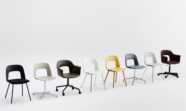 LAYOUT Armchair 252