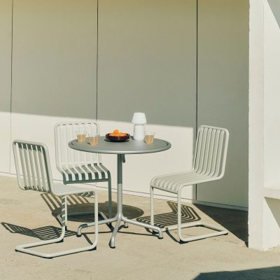 PALISSADE Cantilever Chair