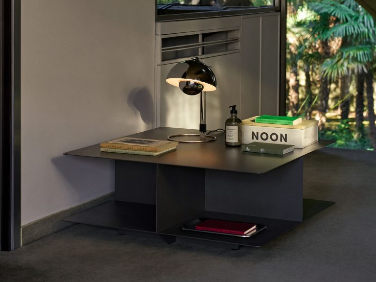 DEVELIUS Coffee Table EV3