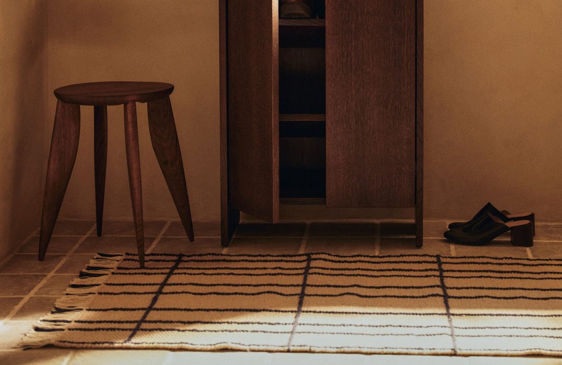 SEN Runner, Parchment/Indigo