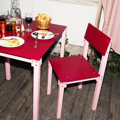 CHAIR ONE Cotton Candy & Wine