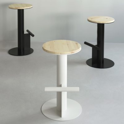 POLE Barstool 65