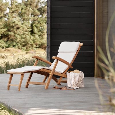 BETWEEN LINES Deck Chair