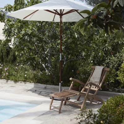 BETWEEN LINES Deck Chair