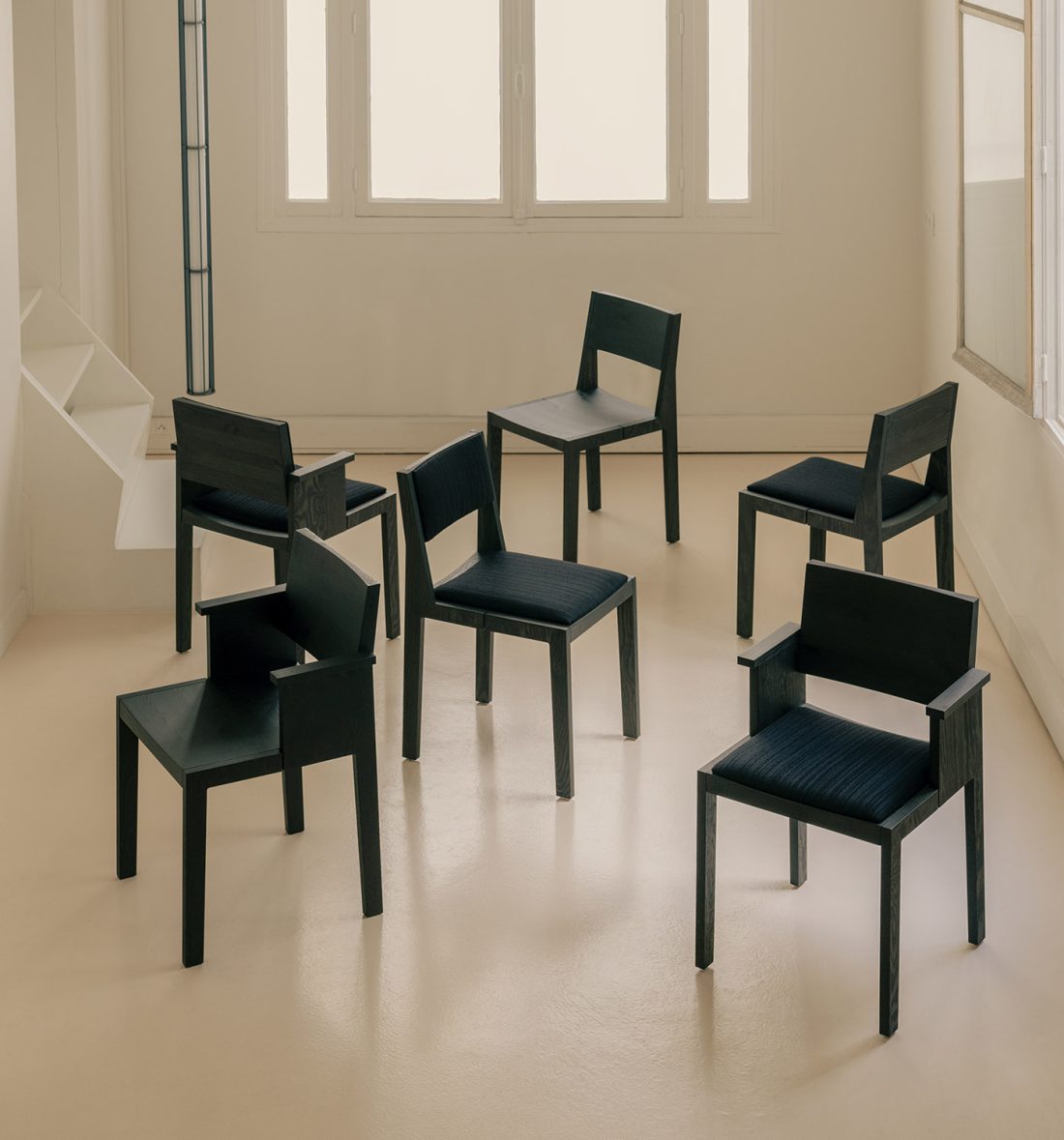 016 Maasto Dining Armchair Black