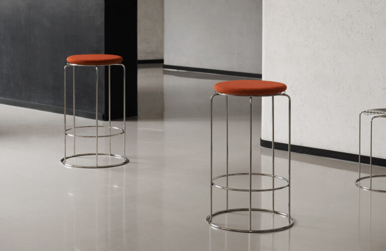 WIRE Counter Stool VP15